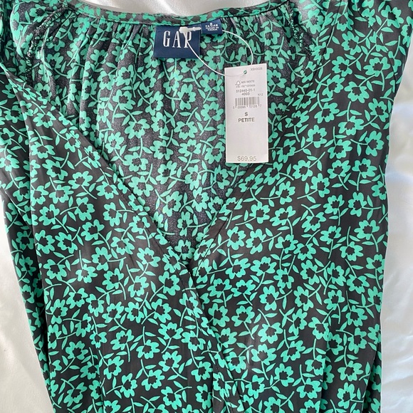 Beautiful green and navy wrap dress- New with Tags - Picture 4 of 4